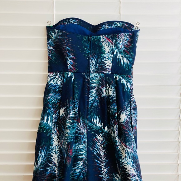 Club Monaco Feather Blue Print Dress Sz: 0 - Picture 4 of 10